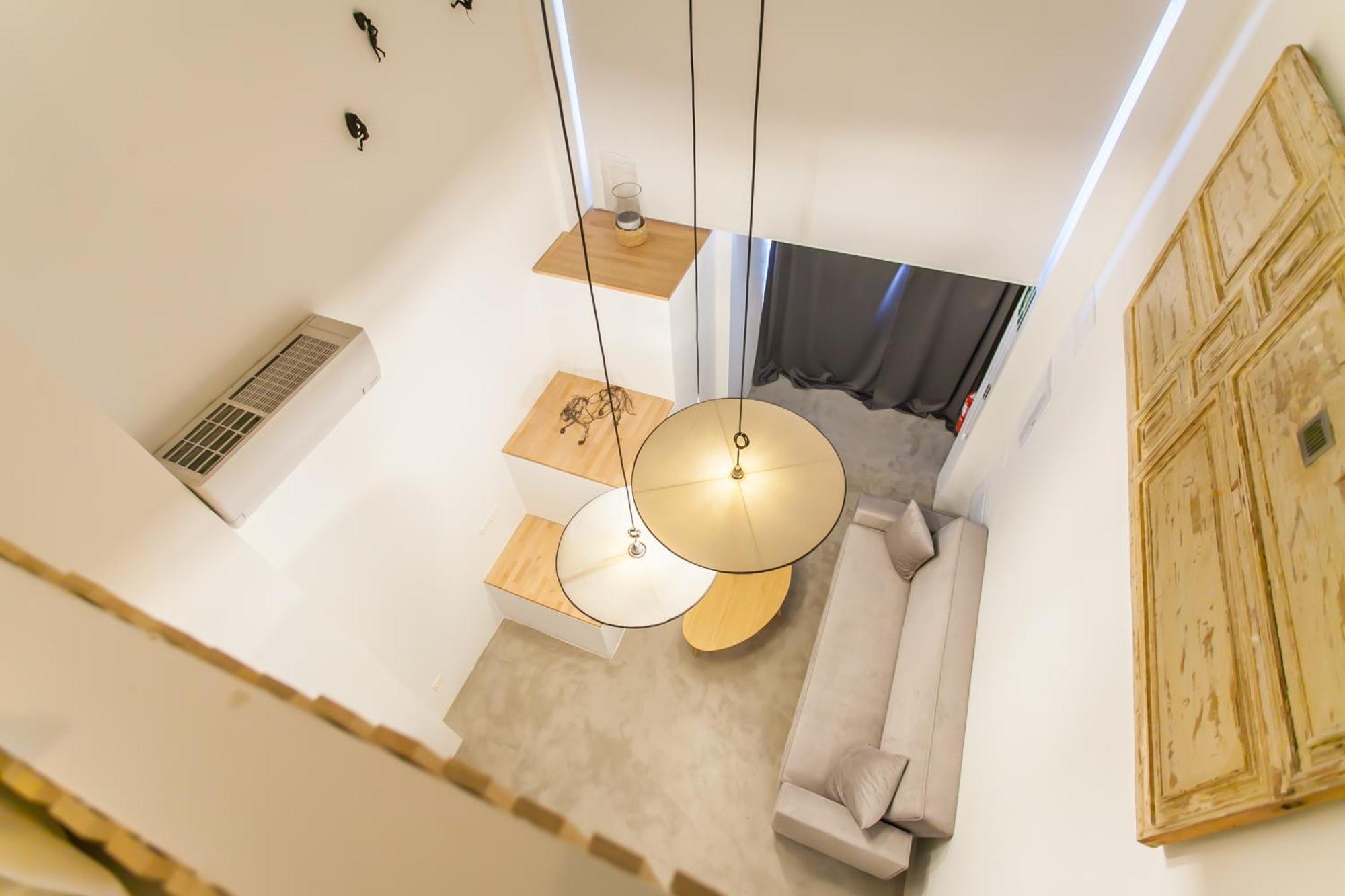 Appartement Guernica Luxury Duplex - Location, Light, And Art à Madrid Extérieur photo